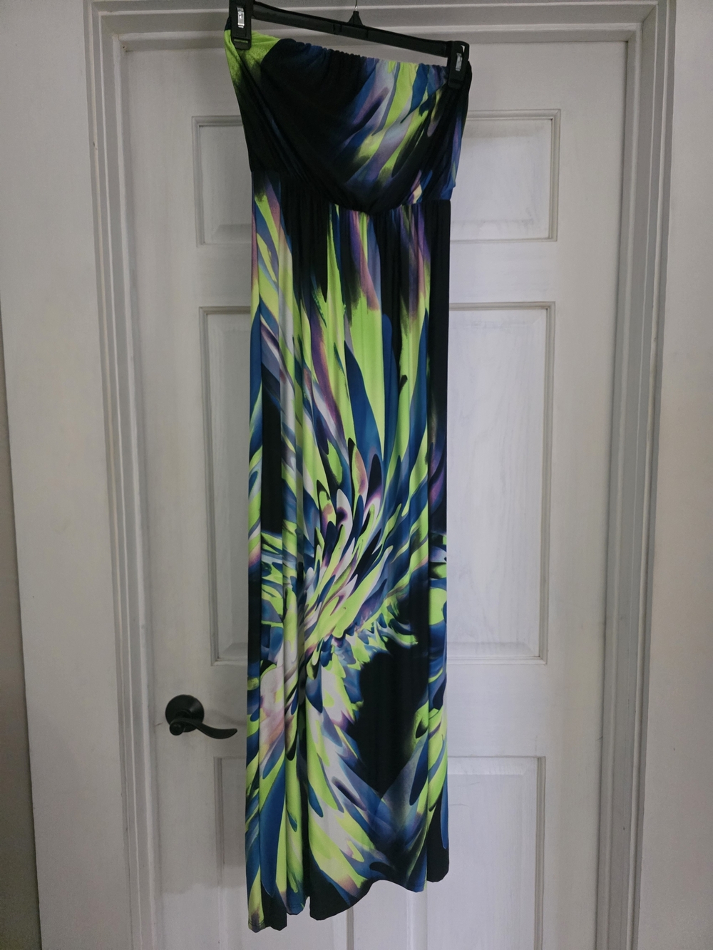 Vanilla Bay Strapless Maxi Dress in Neon Green, Blue & Black